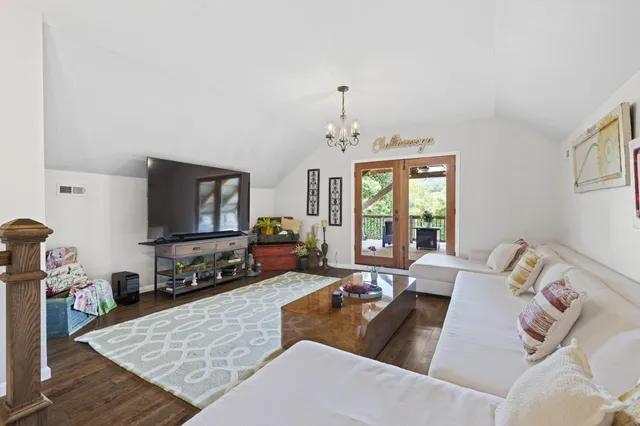 $699,000 | 3801 Oweda Terrace, Chattanooga, TN 37415