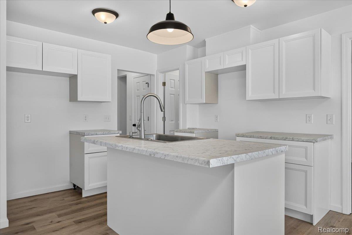3156 Daisy Way Burton, MI 48519 - Photo 10 of 38 18-2026.07.06_ACloutier_DaisyWay084.jpg