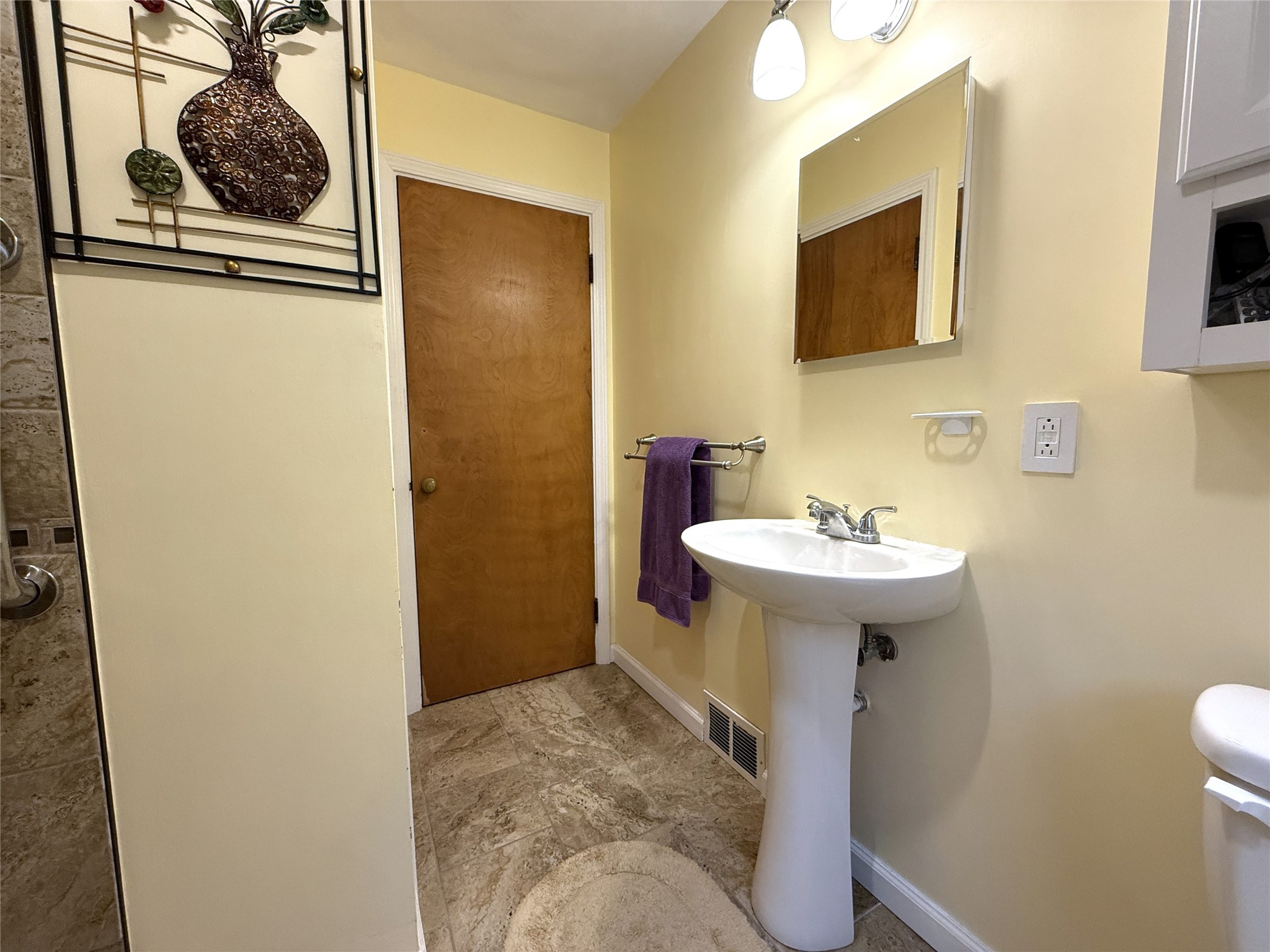 2311 Country Club Road Endicott, NY 13760 - Photo 24 of 36