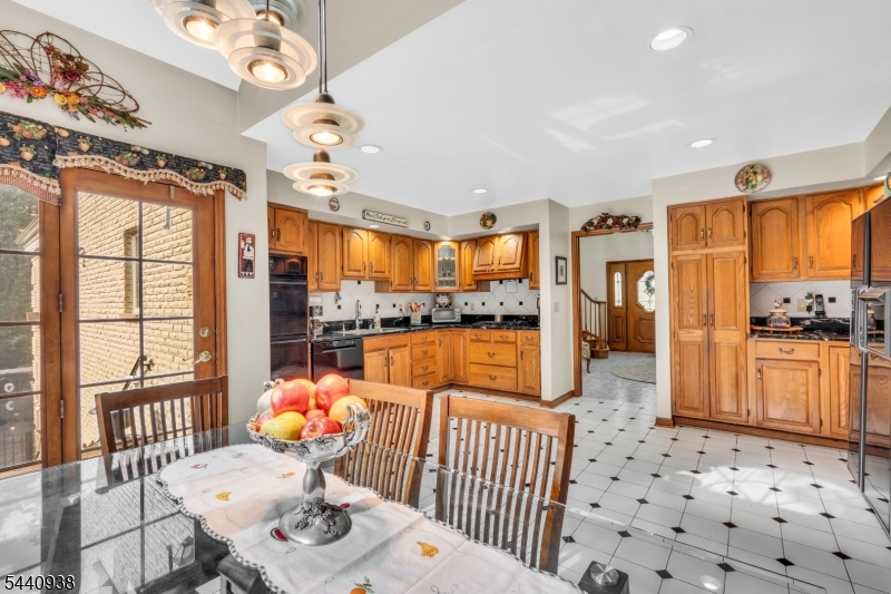 10 Loriann Road Warren, NJ 07059 - Photo 10 of 34