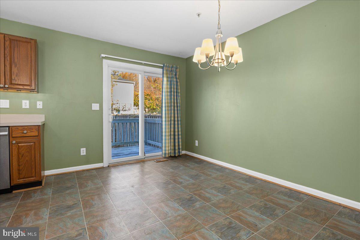 3806 Colony Point Place Edgewater, MD 21037 - Photo 8 of 37 Dining Room 9' X 13'