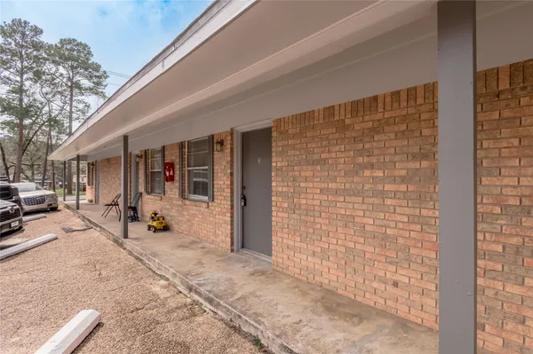a view of a entryway door of the house