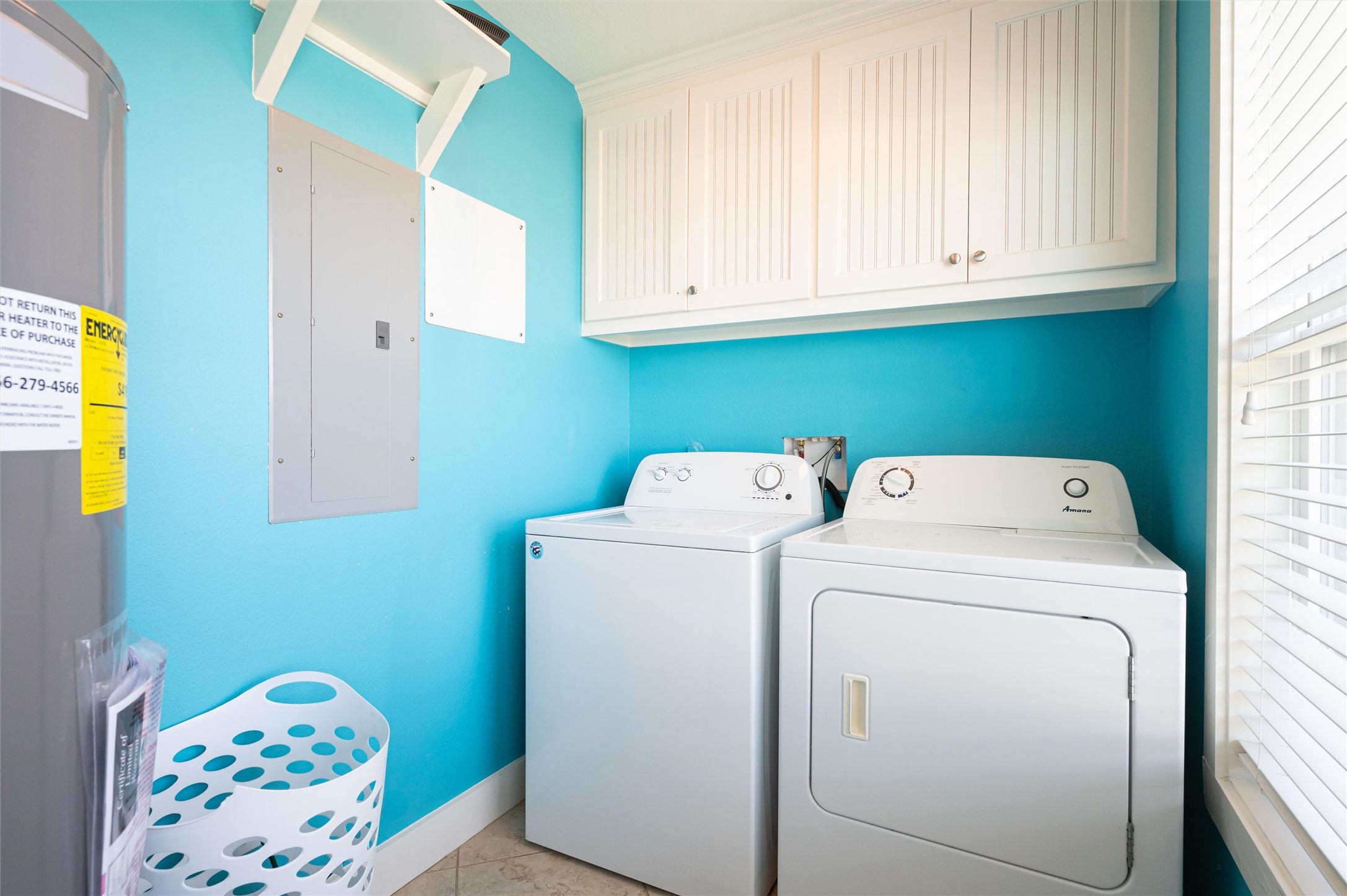 804 Eastview Crystal Beach, TX 77650 - Photo 48 of 50 a utility room with dryer and washer