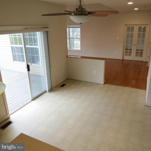1 Homecrest Court Silver Spring, MD 20906 - Photo 3 of 28 Kitchen