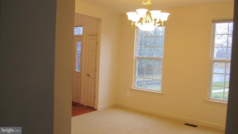 1 Homecrest Court Silver Spring, MD 20906 - Photo 23 of 28 Dining Room