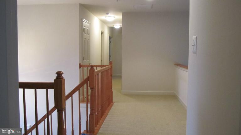 1 Homecrest Court Silver Spring, MD 20906 - Photo 4 of 28 Interior (General)