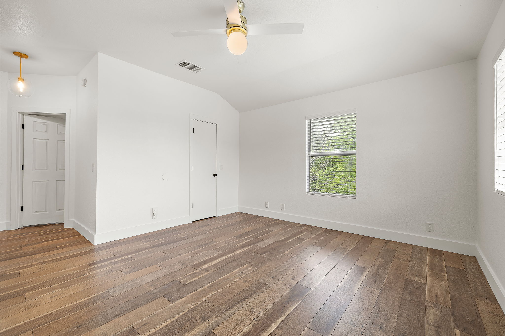 9208 Magna Carta Loop Austin, TX 78754 - Photo 19 of 26 Great flex room upstairs provides space for a game room, media room, office, etc