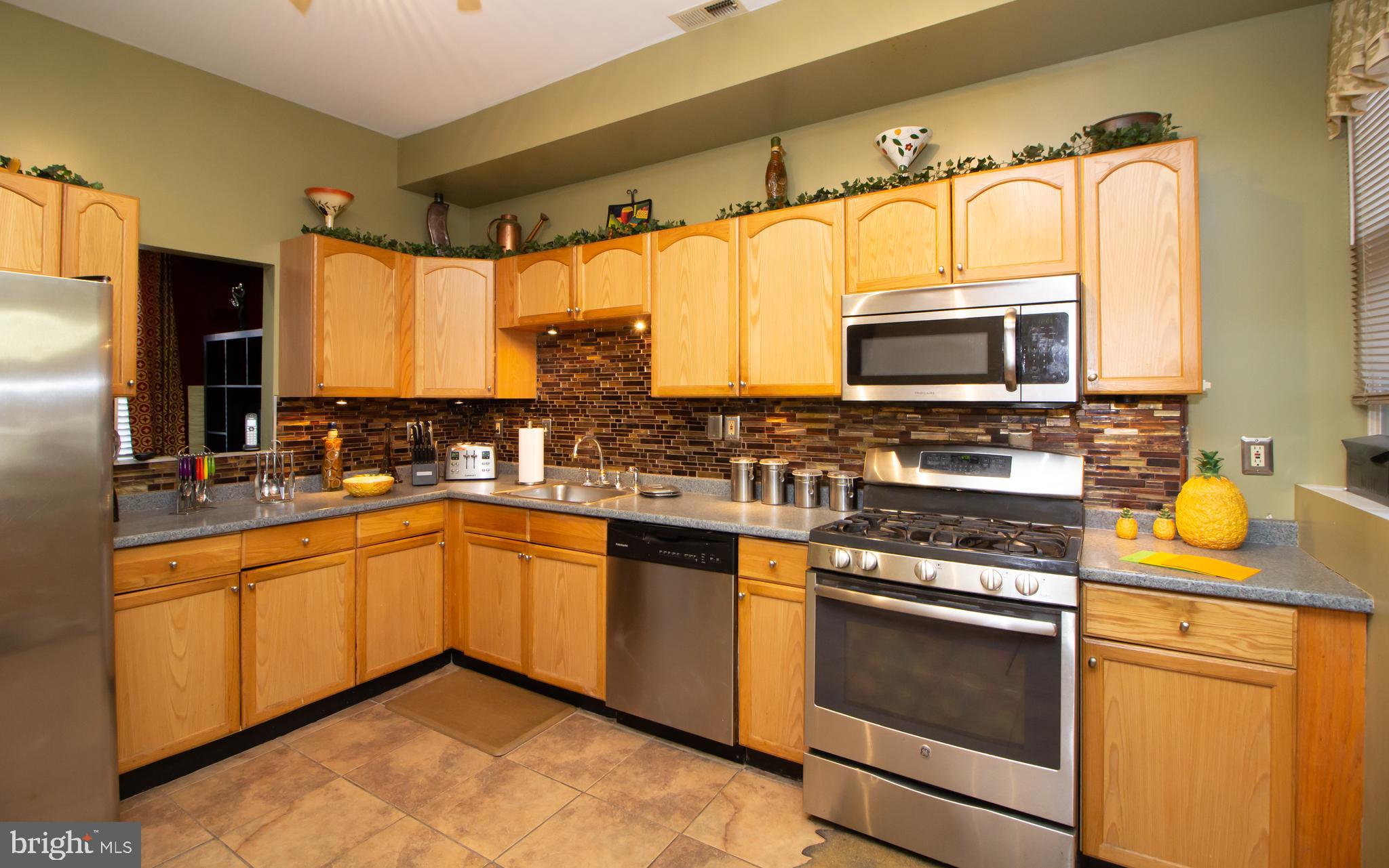 619 Park Road Northwest Washington, DC 20010 - Photo 11 of 37 Gallery Image 11