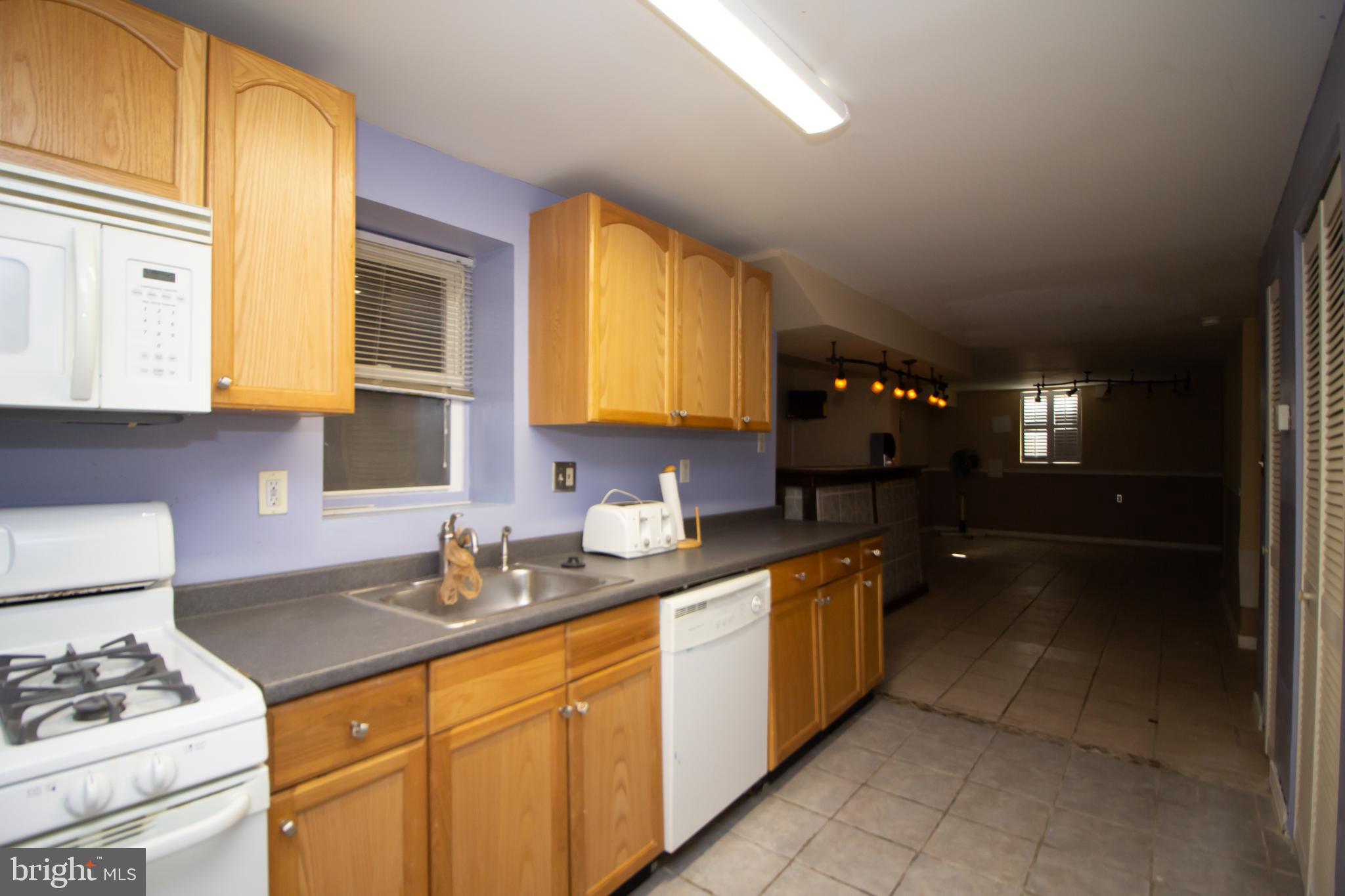 619 Park Road Northwest Washington, DC 20010 - Photo 32 of 37 Gallery Image 32