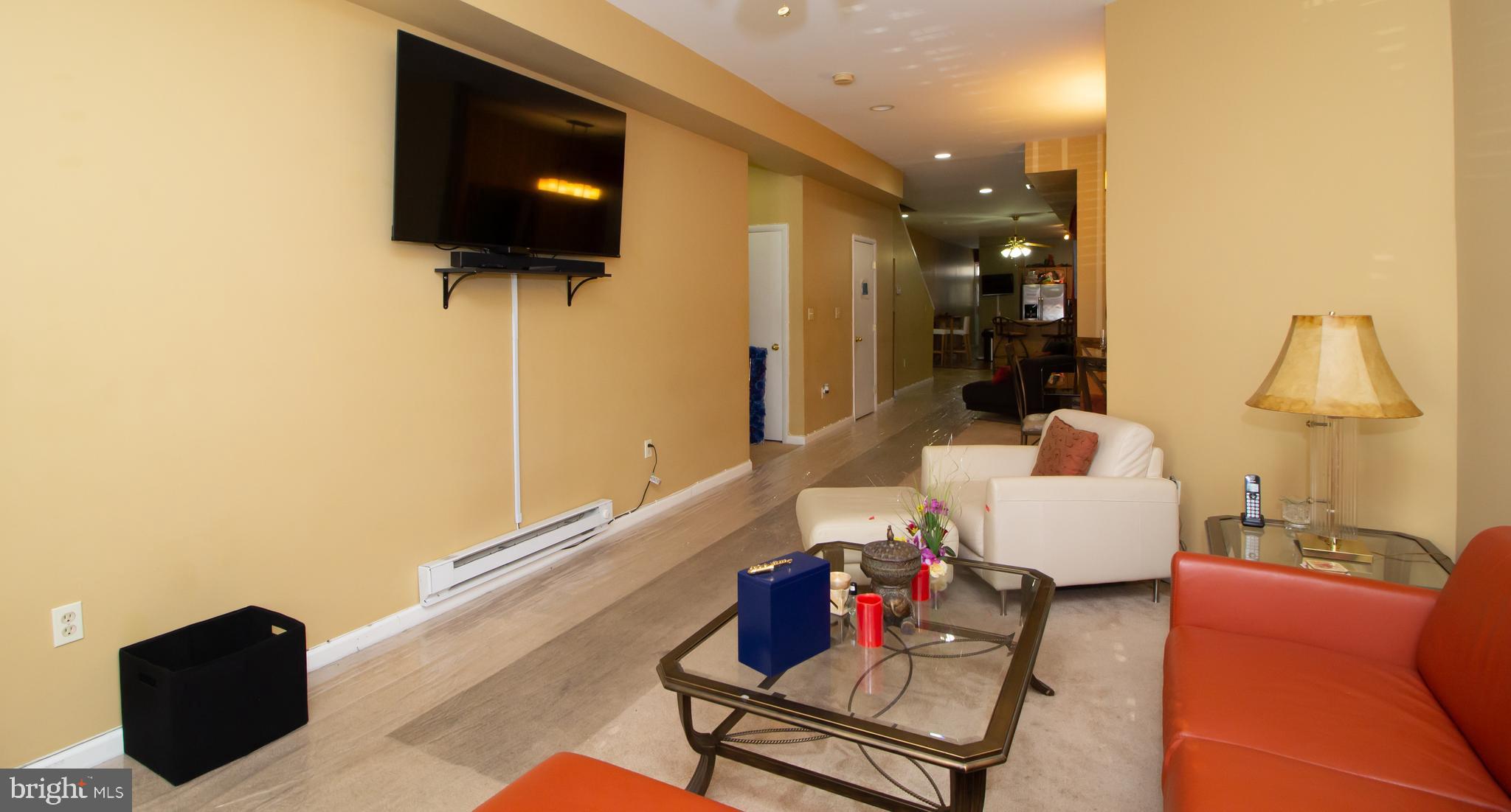 619 Park Road Northwest Washington, DC 20010 - Photo 4 of 37 Gallery Image 4