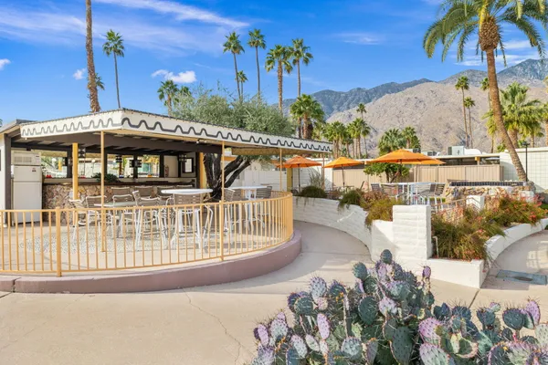 $319,900 | 1111 East Palm Canyon Drive, Unit 104, Palm Springs, CA 92264