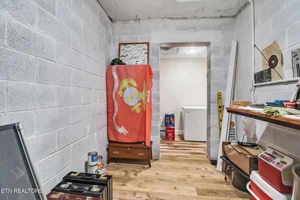 $536,900 | 68 Buffalo Cove Lane, Jamestown, TN 38556