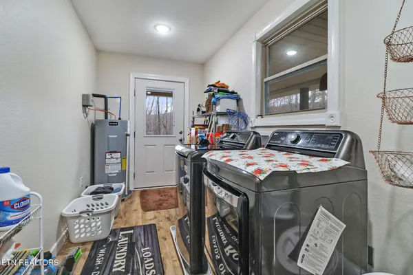 $536,900 | 68 Buffalo Cove Lane, Jamestown, TN 38556