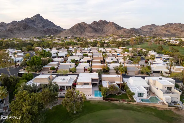 $2,100,000 | 3033 East Claremont Avenue, Phoenix, AZ 85016