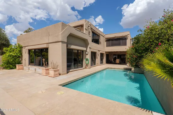 $2,100,000 | 3033 East Claremont Avenue, Phoenix, AZ 85016