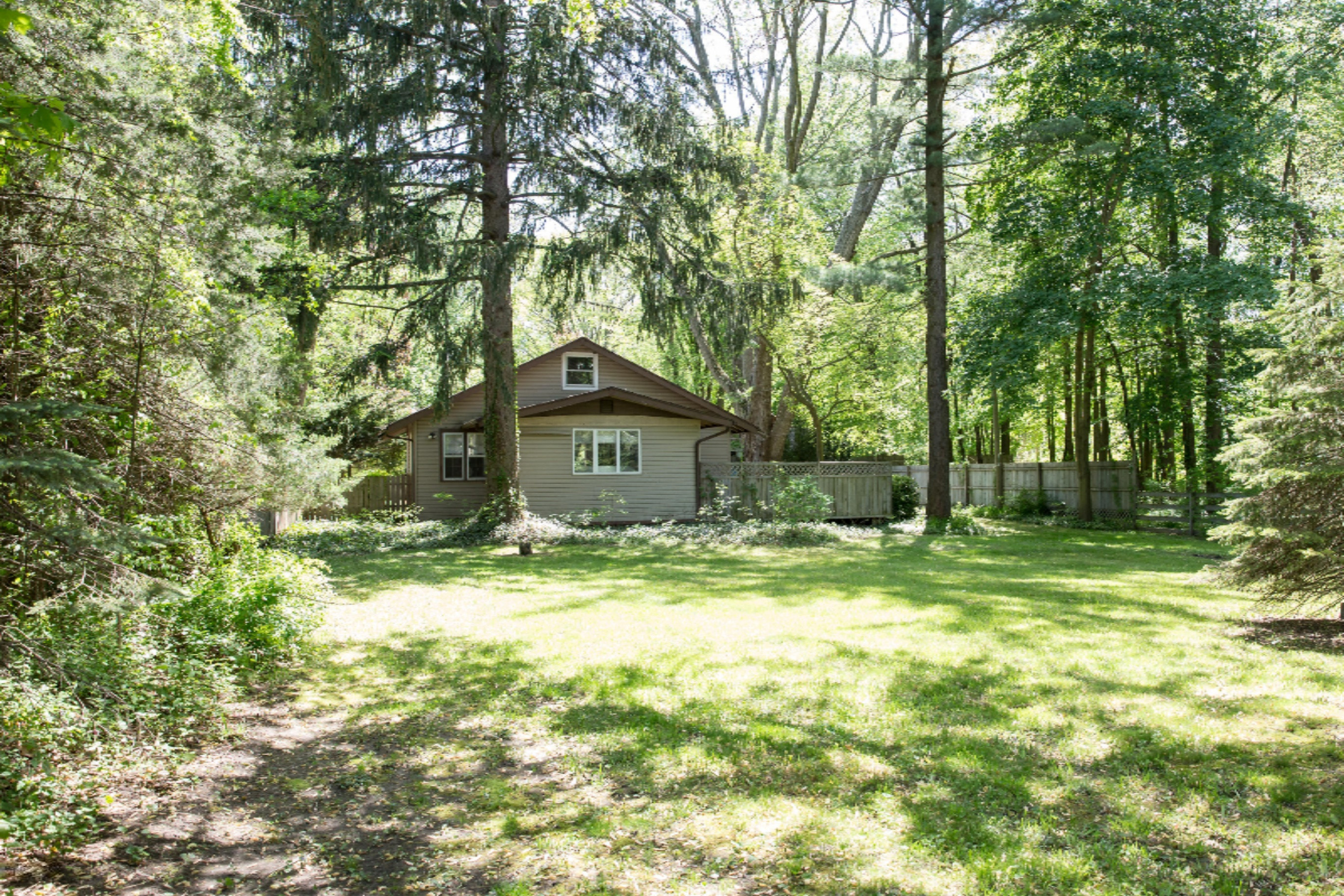 8636 West East Road Three Oaks, MI 49128 - Photo 1 of 13 1