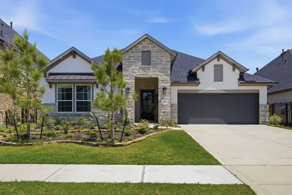 $720,000 | 28065 Willow Gln Drive, Spring, TX 77386