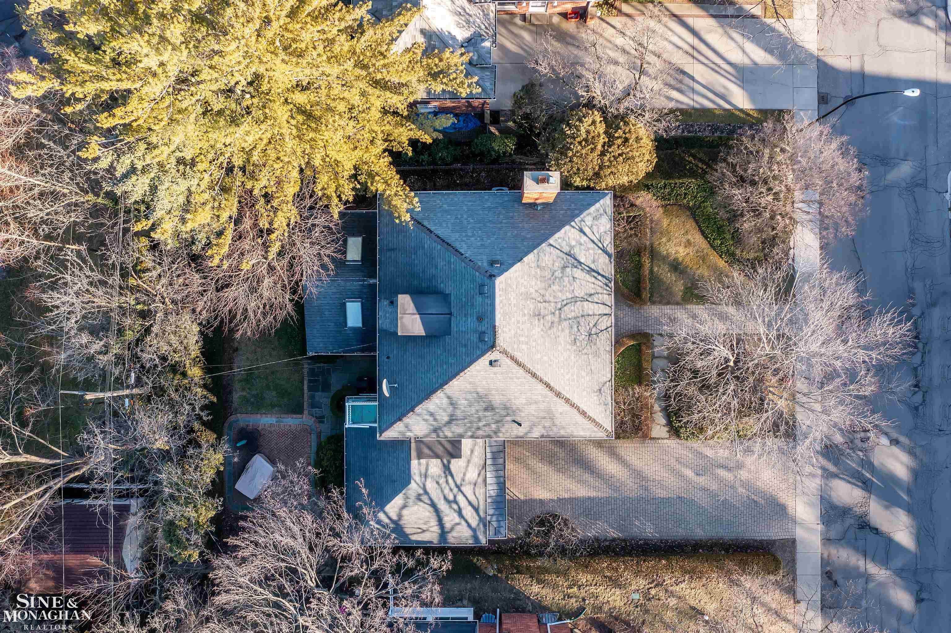 36 Beacon Hill Road Grosse Pointe, MI 48236 - Photo 48 of 49 50102311-51.JPG