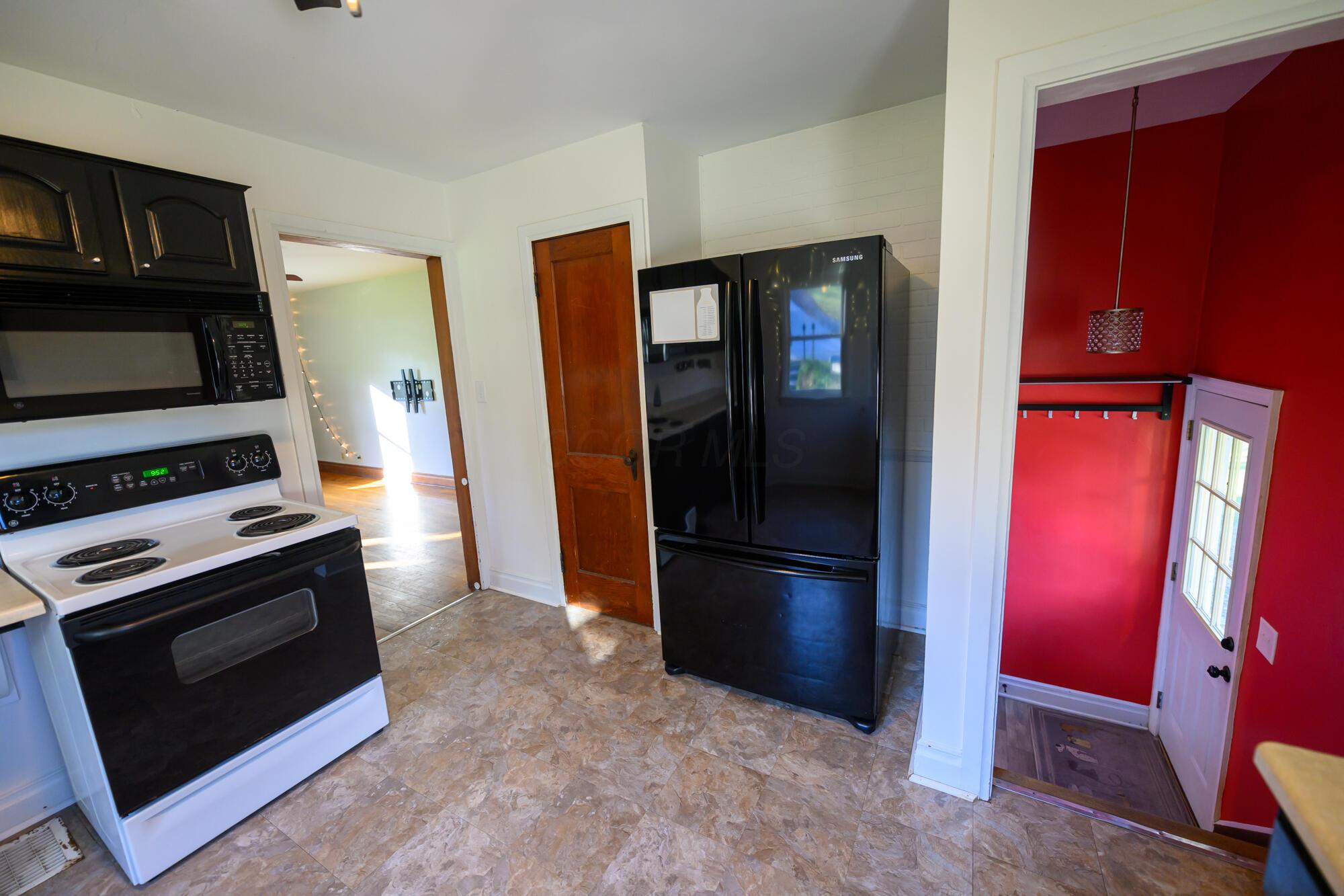 43 Pomeroy Road Athens, OH 45701 - Photo 15 of 57 2025100343pomeroy_athens00062