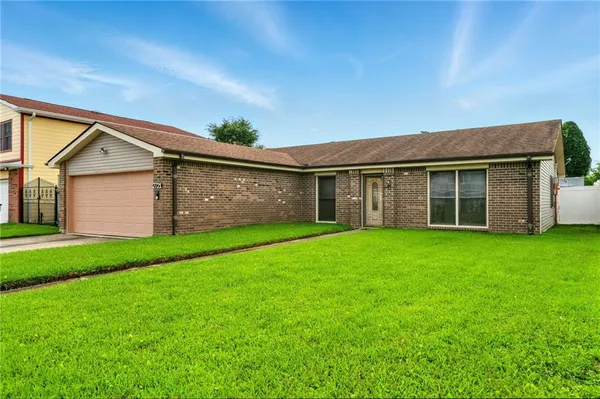 $200,000 | 2721 South Birchfield Drive, Harvey, LA 70058