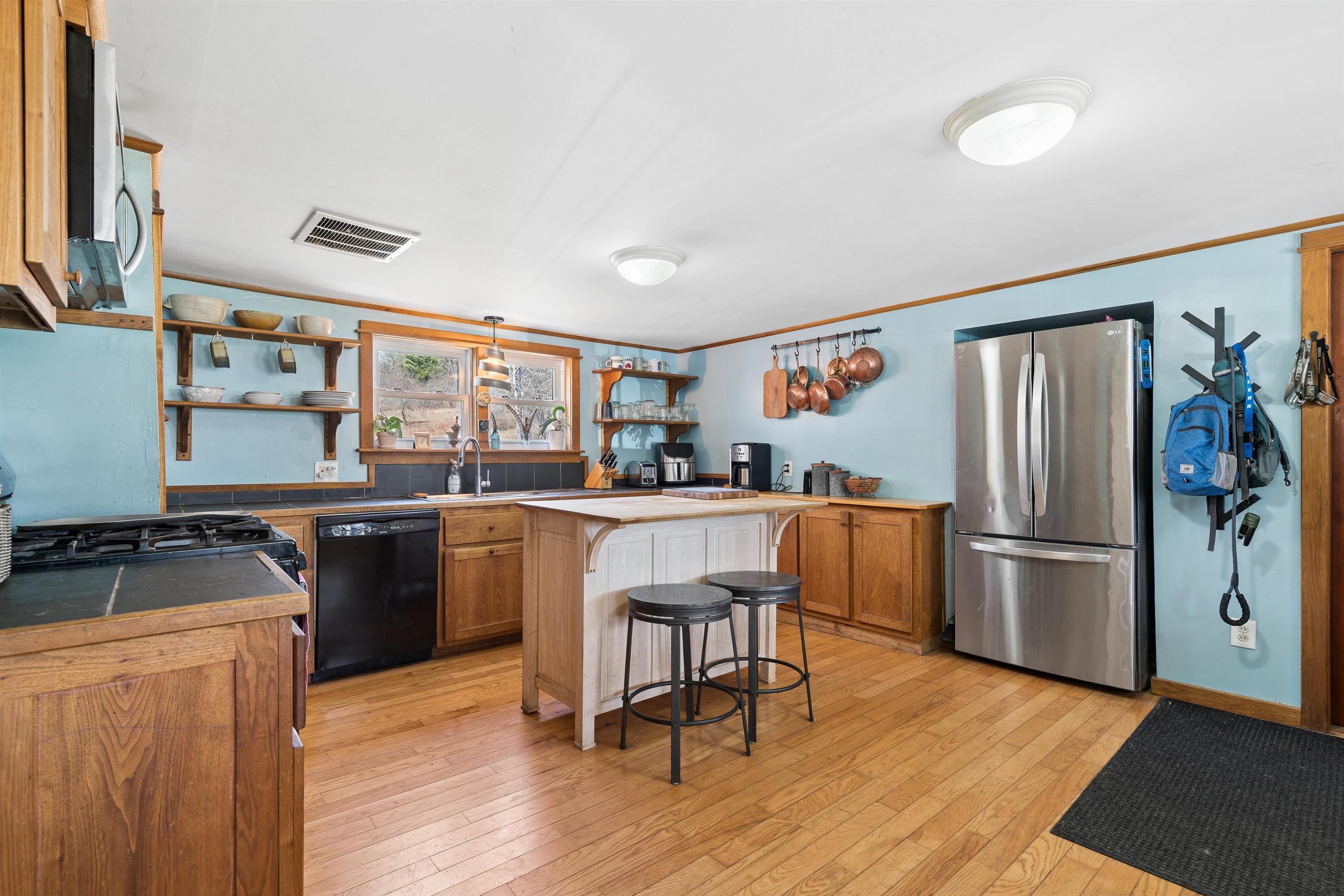 88 Spring Road Tunbridge, VT 05077 - Photo 11 of 30