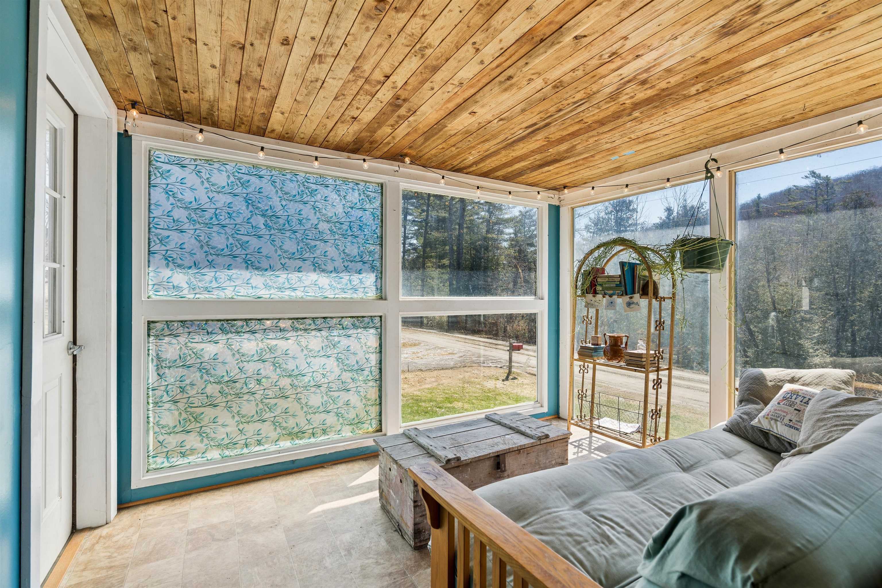 88 Spring Road Tunbridge, VT 05077 - Photo 16 of 30