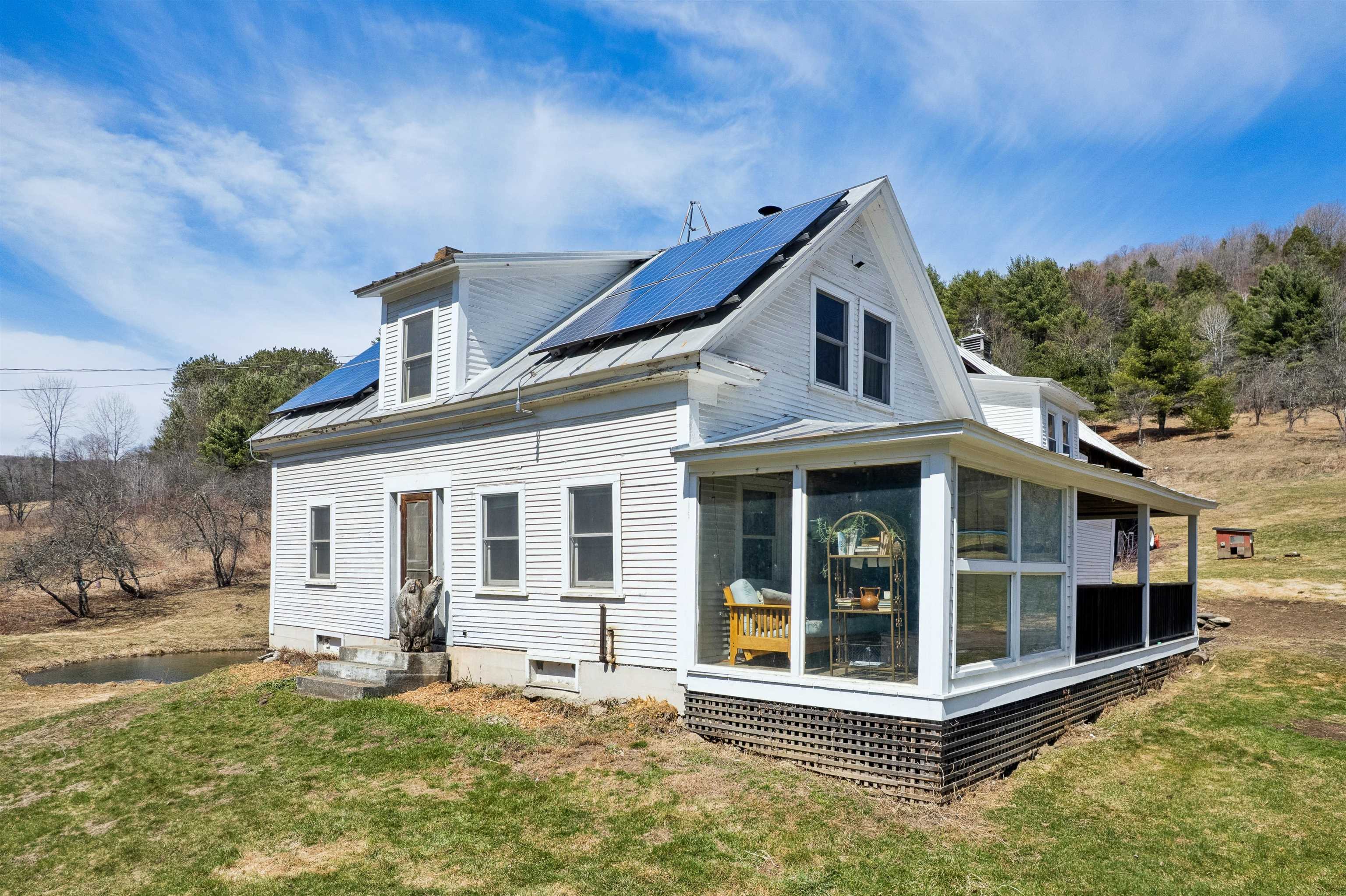 88 Spring Road Tunbridge, VT 05077 - Photo 3 of 30