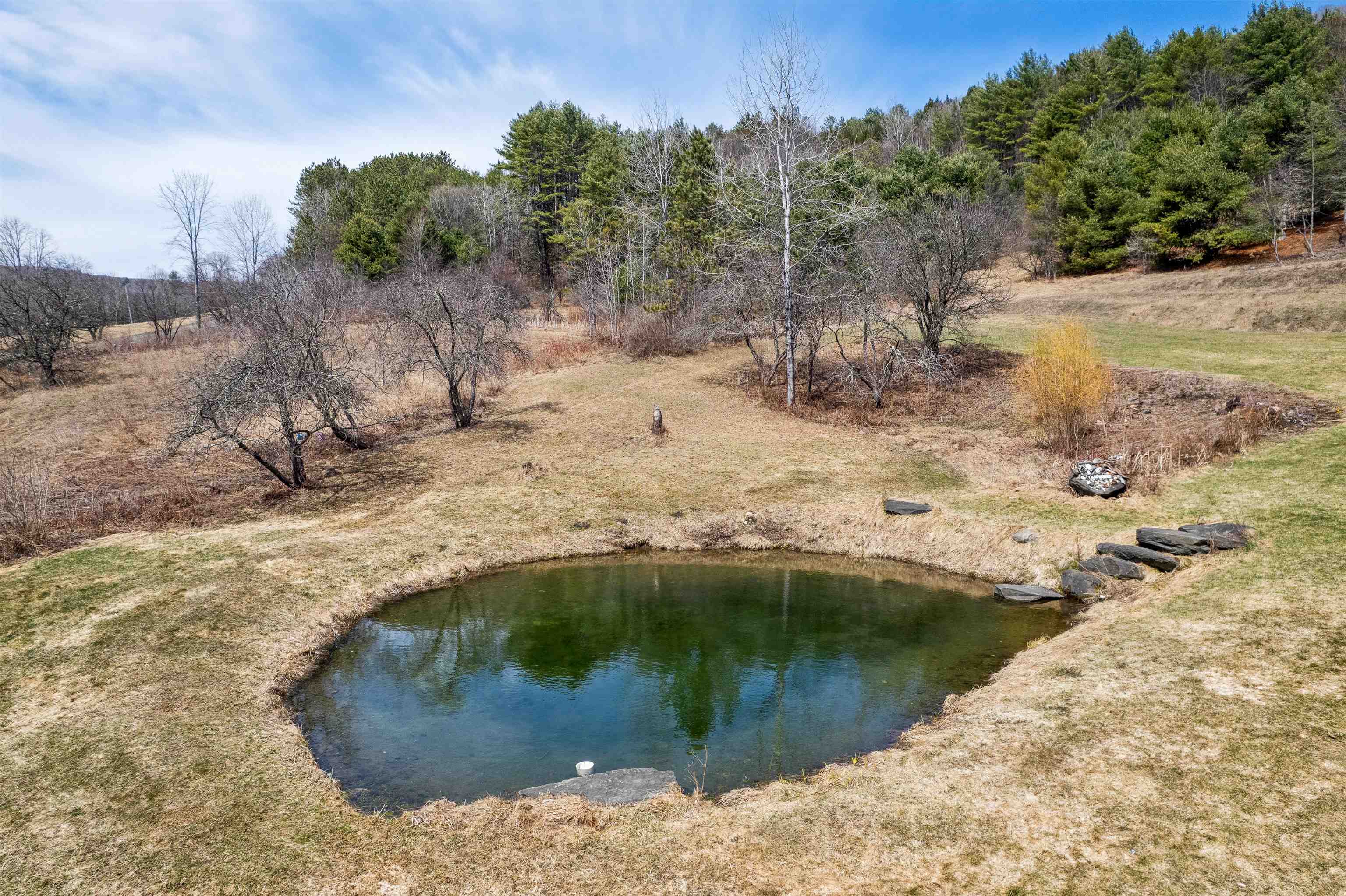 88 Spring Road Tunbridge, VT 05077 - Photo 4 of 30