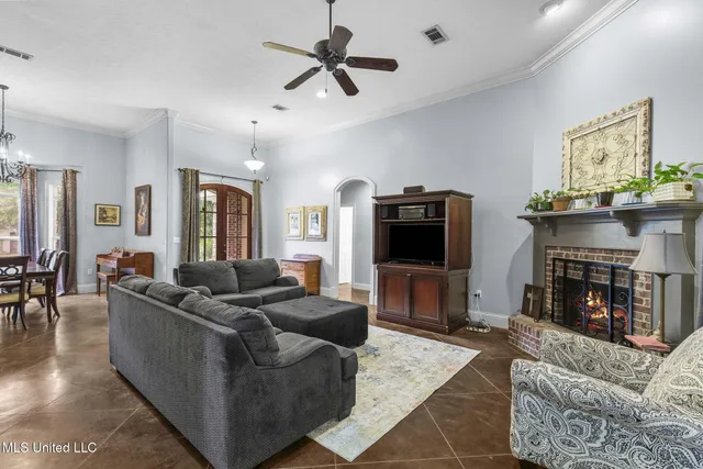 $395,000 | 124 Fox Hollow Bend, Brandon, MS 39047