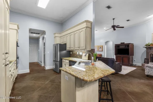 $395,000 | 124 Fox Hollow Bend, Brandon, MS 39047