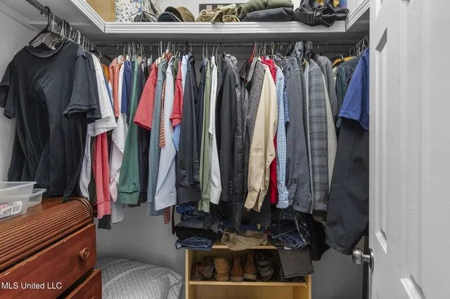 $395,000 | 124 Fox Hollow Bend, Brandon, MS 39047