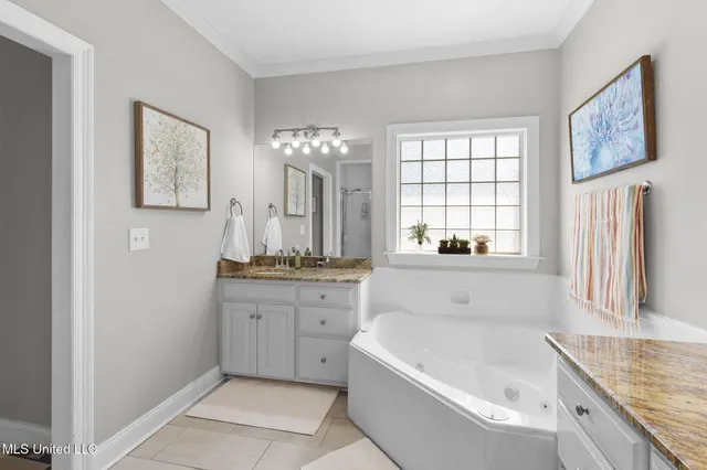 $395,000 | 124 Fox Hollow Bend, Brandon, MS 39047