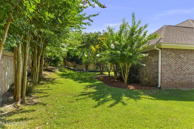 $395,000 | 124 Fox Hollow Bend, Brandon, MS 39047