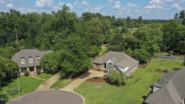 $395,000 | 124 Fox Hollow Bend, Brandon, MS 39047