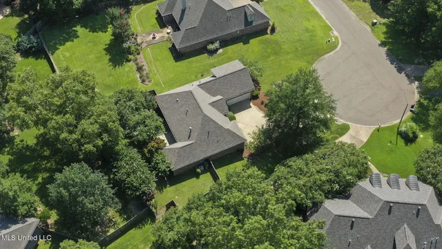 $395,000 | 124 Fox Hollow Bend, Brandon, MS 39047