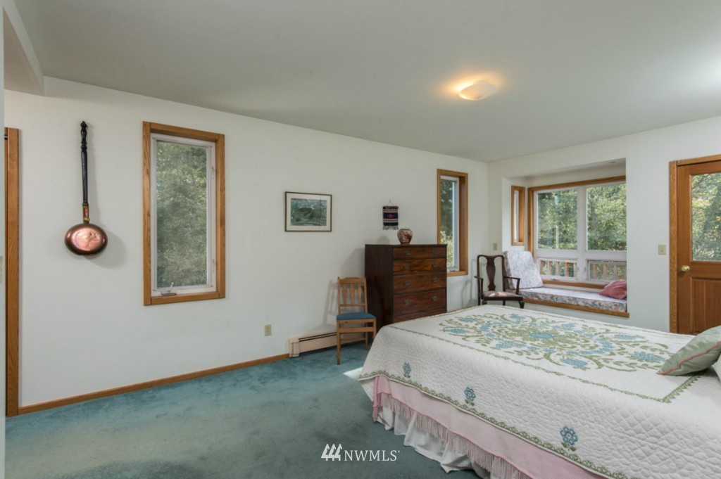 19132 Beall Road Southwest Vashon, WA 98070 - Photo 21 of 25