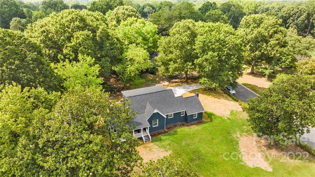 6000 Hickory Grove Road Charlotte, NC 28215 - Photo 16 of 40 a view of a house with a yard