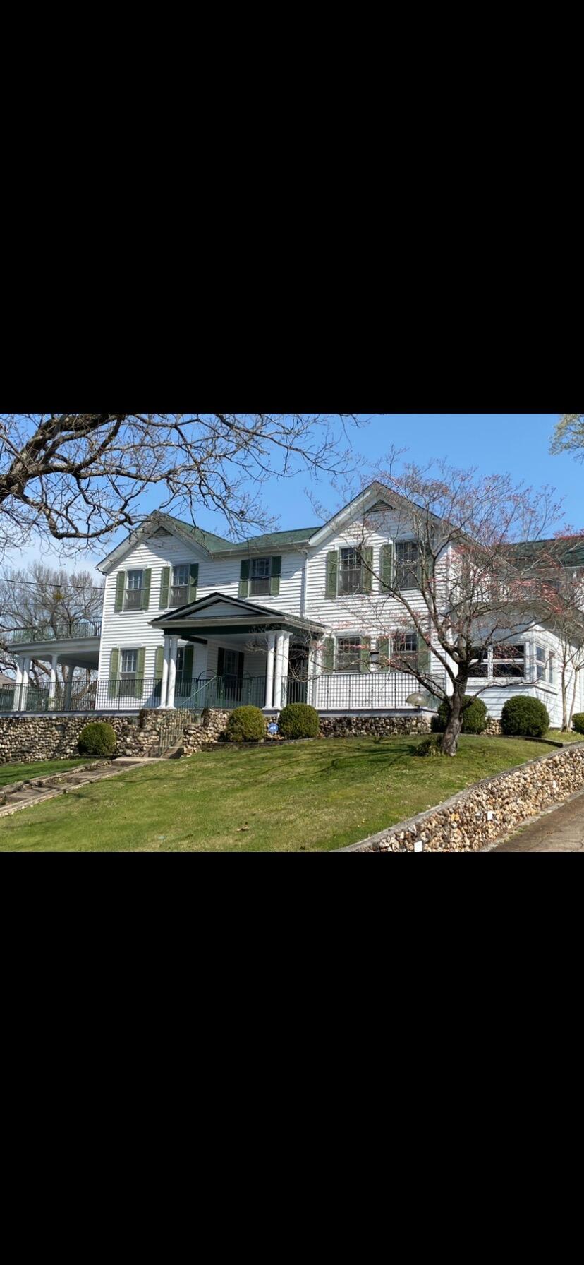 76 North Crest Road Chattanooga, TN 37404 - Photo 1 of 1 Front