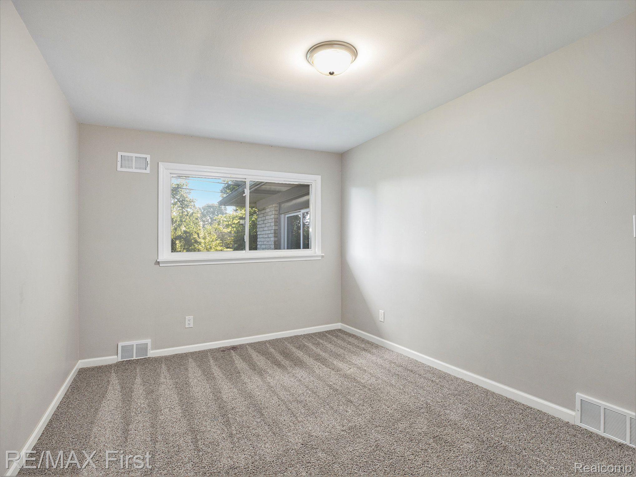 8455 Harding Street Taylor, MI 48180 - Photo 26 of 38 Gallery Image 26
