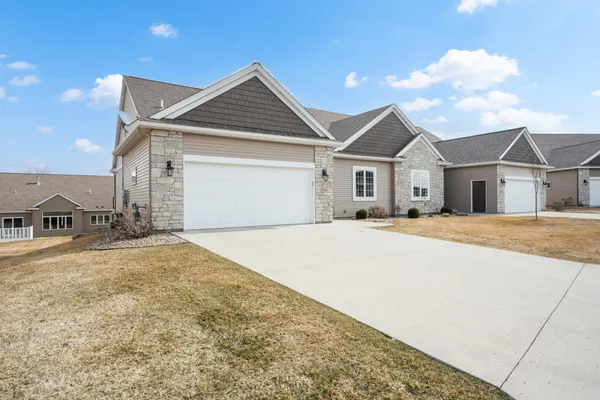 $574,900 | 3106 Ivory Road Northeast, Rochester, MN 55906