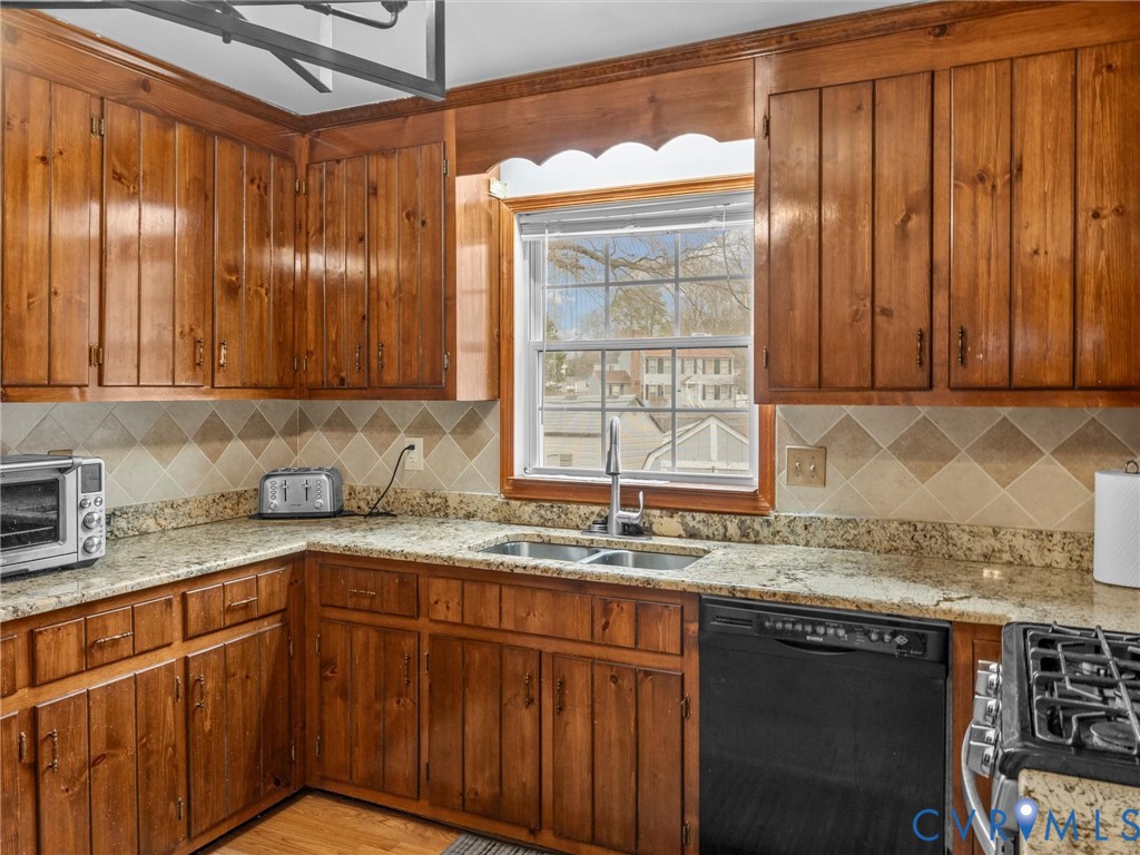 9522 Broad Meadows Road Glen Allen, VA 23060 - Photo 16 of 40