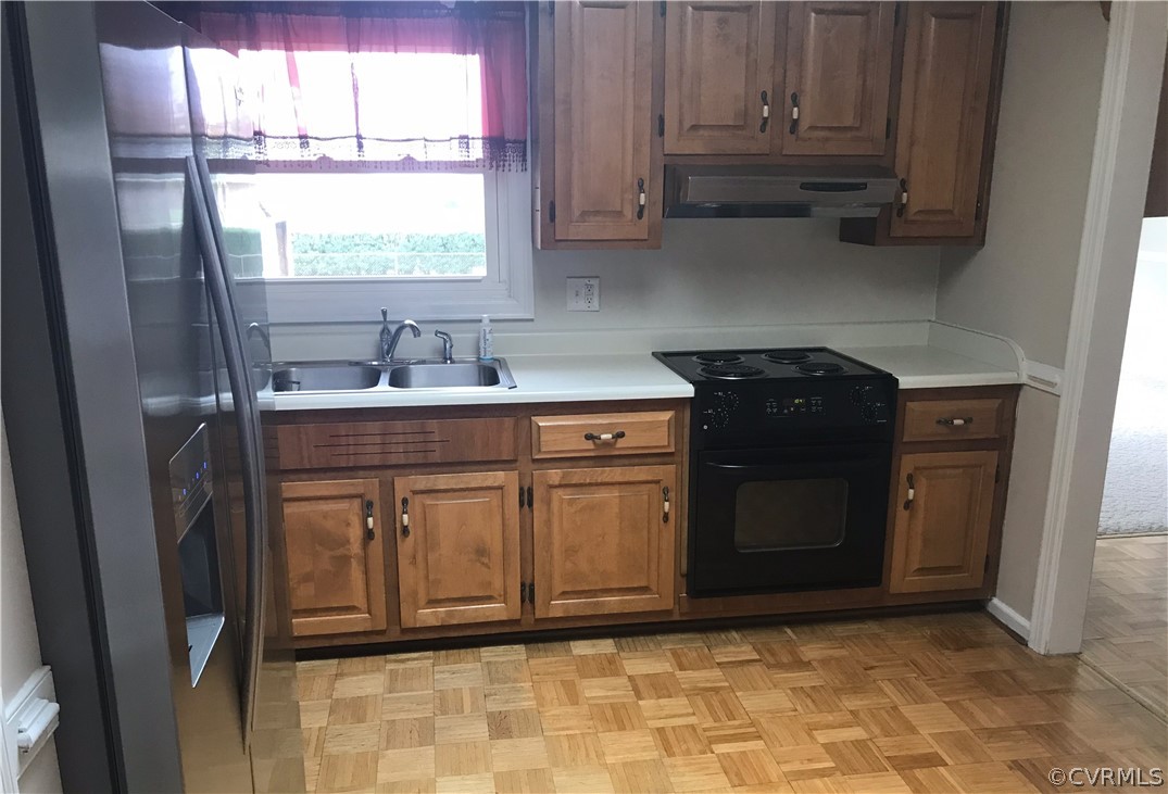 1208 Wellington Road Colonial Heights, VA 23834 - Photo 5 of 14 Kitchen