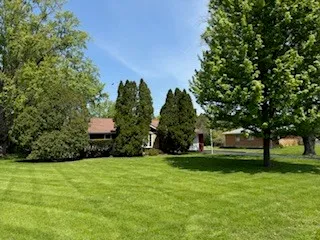 $385,000 | 7056 Osage Road, Long Grove, IL 60060