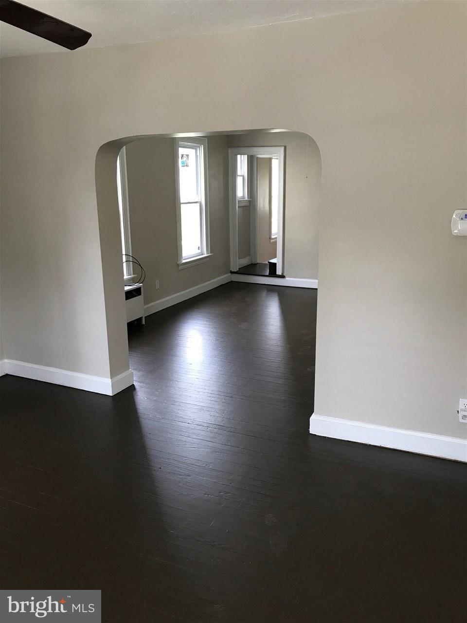 319 Spring Avenue Hanover, PA 17331 - Photo 3 of 18 Gallery Image 3