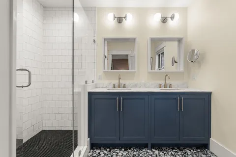 $2,150,000 | 138 West 3rd Street, Boston, MA 02127