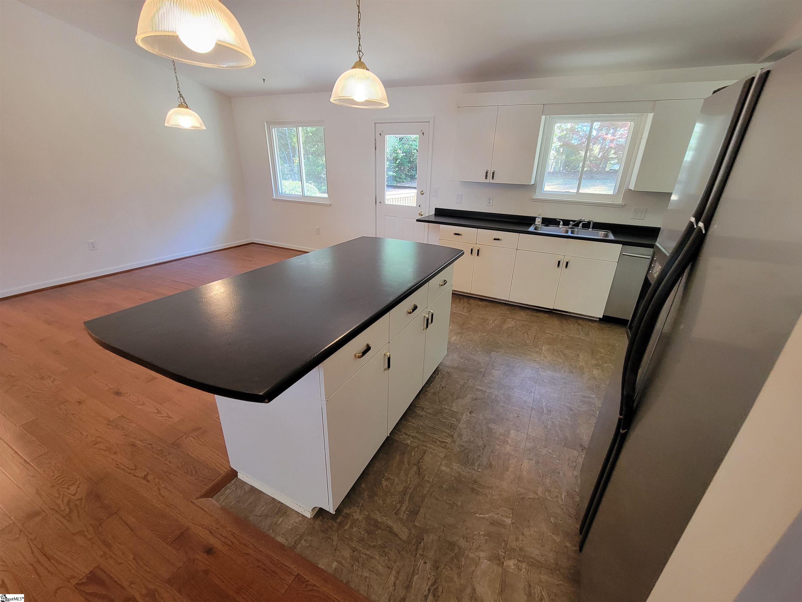 113 Heather Lane Mauldin, SC 29662 - Photo 3 of 27