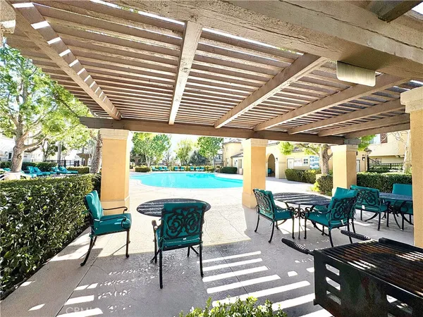 a patio with patio outdoor seating and yard