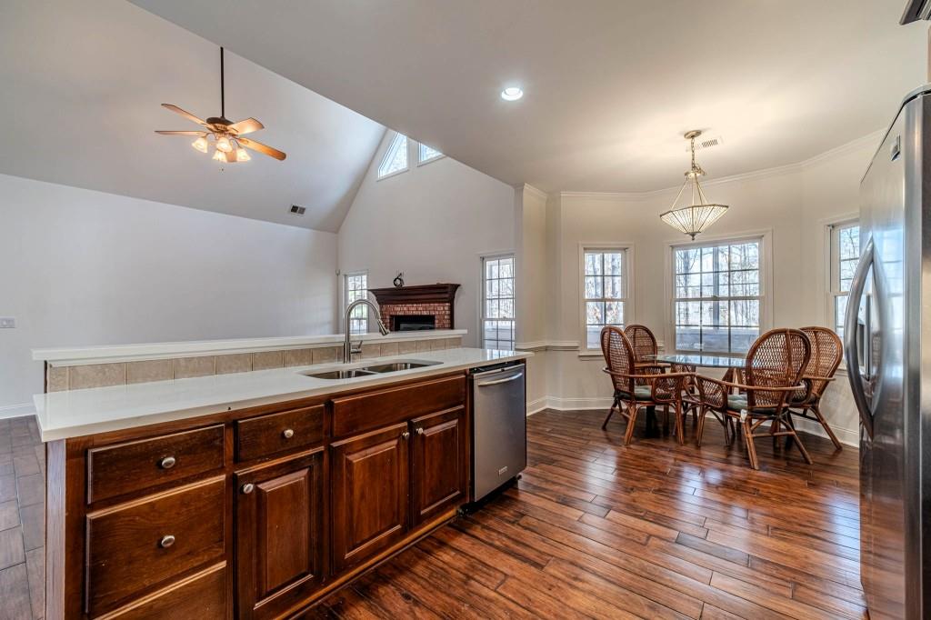 216 Brackin Trace Grayson, GA 30017 - Photo 8 of 63