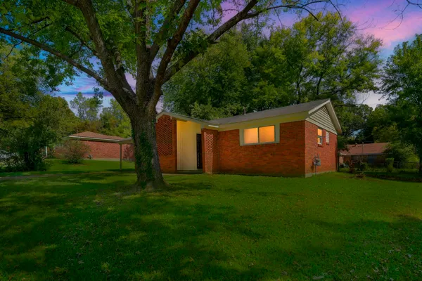 $89,900 | 3852 Edenburg Drive, Memphis, TN 38127