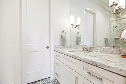 $6,500,000 | 2116 Looscan Lane, Houston, TX 77019